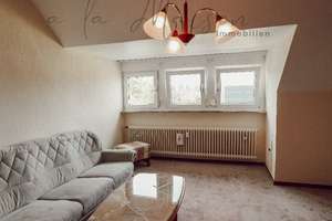Charmante Dachgeschosswohnung mit Entwicklungspotenzial - Spitzboden & Balkonperspektive – Die vollständige Adresse der Immobilie erhältst du vom Anbieter., 47269 Großenbaum, Duisburg – Vorschaubild 7