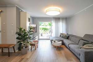 Elegantes Zuhause in Düsseldorf-Bilk mit 5 Tiefgaragenstellplätzen, und grünem Blick in den Park  – Die vollständige Adresse der Immobilie erhältst du vom Anbieter., 40223 Bilk, Düsseldorf – Vorschaubild 3