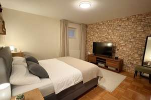 Property thumbnail 9