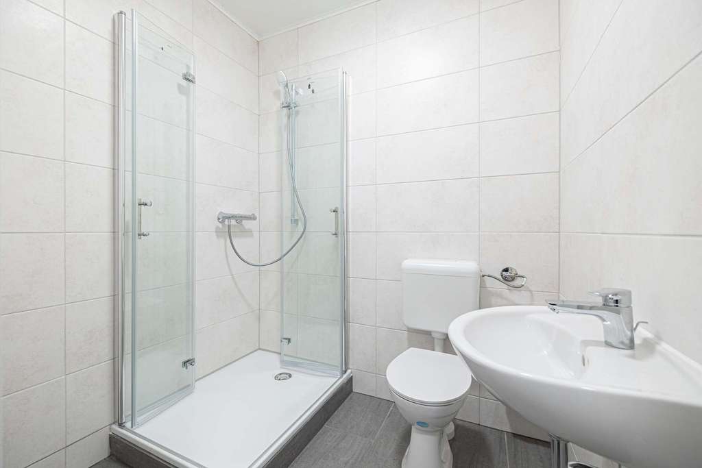 Immobilie in Meldorf - Stil trifft Geschichte | Renovierte 2-Zimmer-Wohnung im alten Schlosshotel - Bild 3