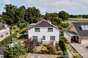 Energieeffiziente Doppelhaushälfte in ruhiger Feldrandlage! – Die vollständige Adresse der Immobilie erhältst du vom Anbieter., 21382 Brietlingen – Vorschaubild 1