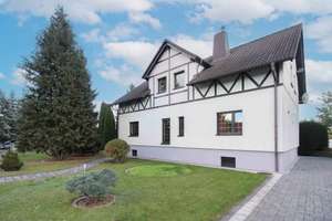 Gepflegtes Einfamilienhaus mit Garten in ruhiger Umgebung – Die vollständige Adresse der Immobilie erhältst du vom Anbieter., 4509 Delitzsch – Vorschaubild 1