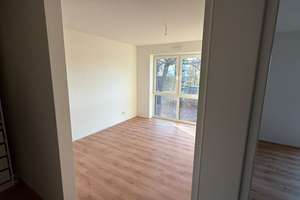 Moderne 2-Zimmer-Wohnung mit Balkon in Osnabrück – Friedrich-Janssen Straße 3, 49076 Westerberg, Osnabrück – Vorschaubild 3