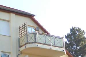 Wir sanieren für Sie | 2 Zi.-DG-Whg. mit  Balkon | ruhiges Wohnumfeld – Ernst-Guhr-Straße 7, 4319 Engelsdorf, Leipzig – Vorschaubild 2