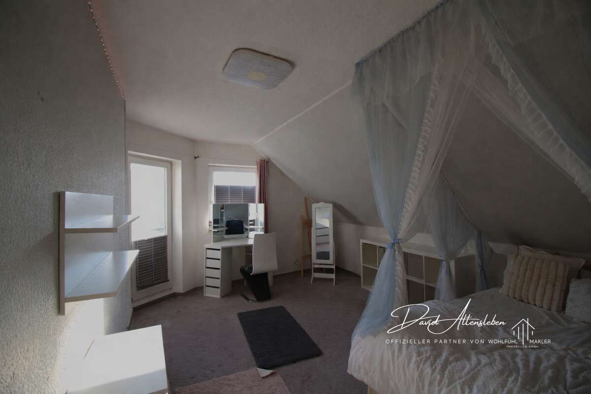 Immobilie in Wolmirstedt - Ankommen. Durchatmen. Zuhause sein. – Einfamilienhaus mit Kamin - Bild 3