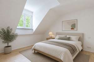 Hohe Decken, kleine WEG, neue Heizung - schöne Dachgeschosswohnung in Seckbach – 60389 Seckbach, Frankfurt am Main – Vorschaubild 9
