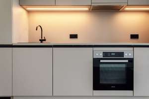 Vollmöblierte Design-Wohnung mit spannenden Blickachsen und Community-Features (Coworking, Fitness) – Die vollständige Adresse der Immobilie erhältst du vom Anbieter., 20457 HafenCity, Hamburg – Vorschaubild 4