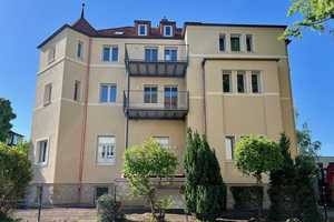 SUPER GESCHNITTEN - IM ERSTBEZUG MIT BALKON