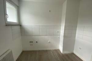 Fertig renoviert! Schöne 3,5-Zimmer Wohnung mit Balkon – Gelsenkirchener Str. 281, 45327 Katernberg, Essen – Vorschaubild 8