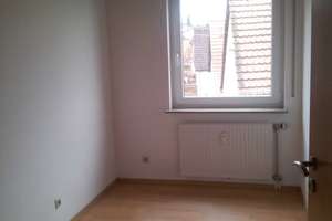 Helle 4-Zimmer-Wohnung mit Balkon mit Heuchelbergblick in HN-Frankenbach – 74078 Frankenbach, Heilbronn – Vorschaubild 8