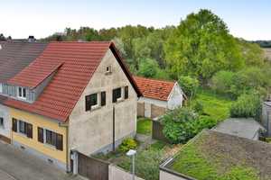 Idyllisches Zuhause mit Charakter – Doppelhaushälfte auf großem Traumgrundstück in Hochstetten – Karlsruhe (Kreis) – Vorschaubild 1