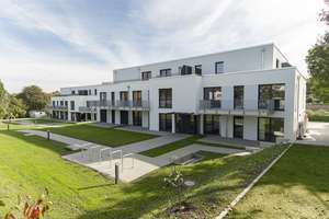 Genießen Sie das Wohnen mit Balkon! Helle 2 Zimmer, Einbauküche + Aufzug + TG-Platz – Am Venskyhäuschen 40, 52074 Vaalserquartier, Aachen – Vorschaubild 2