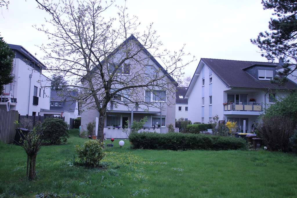 Immobilie in Wesseling - Solides Mehrfamilienhaus in zentraler Lage --- 744m² Grundstück - Bild 4