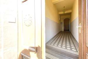 CHARMANTES 4-PARTEIEN-HAUS   :::   BEST-LAGE in STROMBERG – Die vollständige Adresse der Immobilie erhältst du vom Anbieter., 55442 Stromberg – Vorschaubild 2