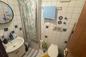 Wohnen im Herzen von Fürth: Gepflegtes 2-Zimmer-Raumwunder – Nutzungsänderung läuft! – Die vollständige Adresse der Immobilie erhältst du vom Anbieter., 90762 Altstadt, Innenstadt, Fürth – Vorschaubild 4