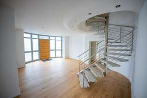 Wunderschöne 5-Zimmer-Maisonette-Whg. mit Terrasse und Garten in Heilbronn