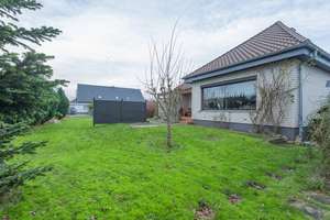 Winkelbungalow mit Ausbaureserve, Keller und Garage in ruhiger, familiengerechter Lage von Hohn – Die vollständige Adresse der Immobilie erhältst du vom Anbieter., 24806 Hohn – Vorschaubild 5