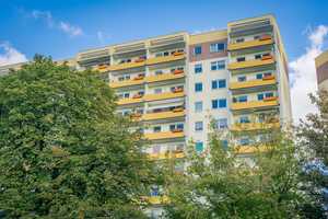 Singlewohnung mit Blick ins Grüne – Otto-Hofmann-Str. 5, 9122 Chemnitz – Vorschaubild 1