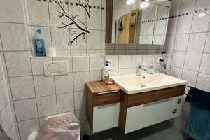 Sehr schönes 2 Fam. Haus in ruhiger Lage von Bernried zum Traumpreis!! – Ahornplatz 5, 82347 Bernried am Starnberger See – Vorschaubild 15