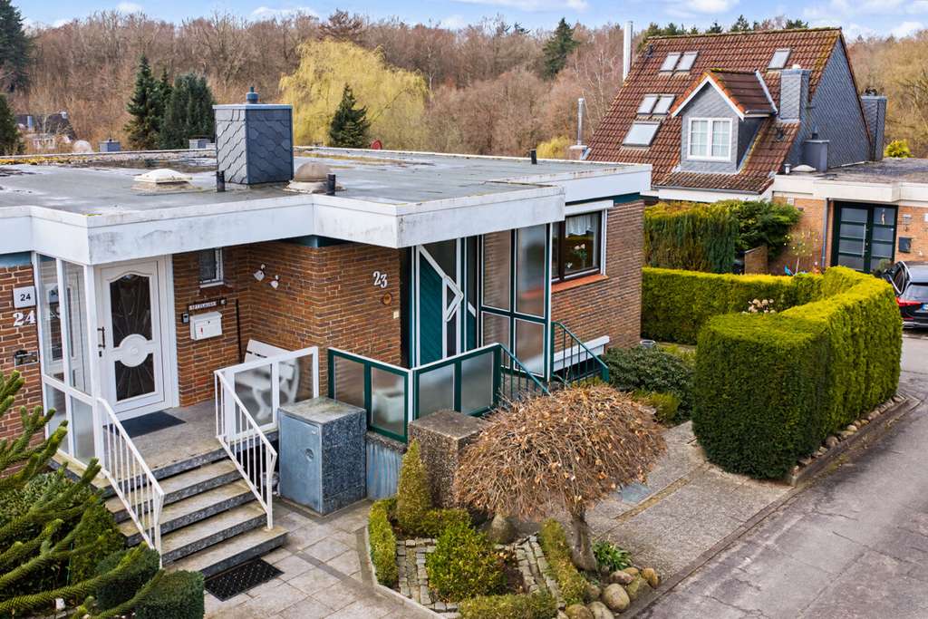 Immobilie in Ratekau - Endlich Eigenheim: Viel Raum, Garage & Heizung aus 2024 – Ihr Modernisierungstraum in Küstennähe. - Bild 0