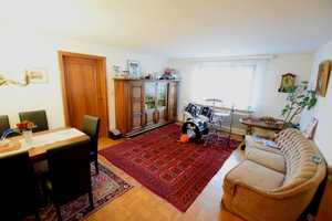 Renovierungsbedürftiges Mehrfamilienhaus/ 2 Häuser in sehr zentraler Lage von Konstanz Fürstenberg. – Konstanz (Kreis) – Vorschaubild 2