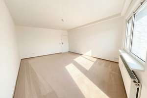 Berliner Westend: City-Apartment mit solider Substanz  in ruhiger Lage – Die vollständige Adresse der Immobilie erhältst du vom Anbieter., 14052 Westend, Berlin – Vorschaubild 3
