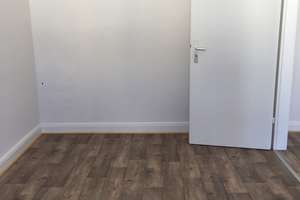 Schöne, geräumige 4 Zimmer Wohnung in Duisburg – Dickelsbachstrasse 10, 47053 Dellviertel, Duisburg – Vorschaubild 10