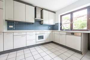 Großes Townhouse in begehrter Wohnlage mit schönem Garten und Vollkeller – Hamburg – Vorschaubild 8
