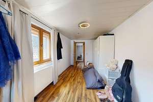 ~~ HAUS IN KLINGENMÜNSTER ( ALS WOHNEIGENTUM, 2 STELLPLÄTZE, ANBAU, OHNE GARTEN ) ~~ – Die vollständige Adresse der Immobilie erhältst du vom Anbieter., 76889 Klingenmünster – Vorschaubild 12