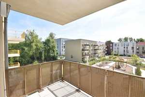 Perfekte 4-Zimmer mit Einbauküche - für Familien oder WGs – Václav-Havel-Platz 14, 53121 Bonn – Vorschaubild 2