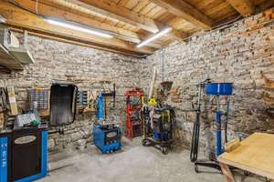 Historischer Fachwerkcharme: Haus mit Hof, großzügiger Scheune + Garten mit eigener Zufahrt – Die vollständige Adresse der Immobilie erhältst du vom Anbieter., 35510 Butzbach – Vorschaubild 29