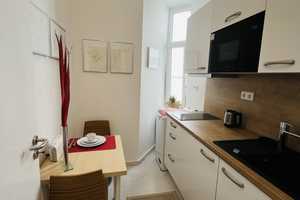 Hochwertiges - möbliertes Appartement im Zentrum - in ruhiger Lage °°5 Min zur Kö°° zu vermieten!! – Graf-Adolf-Str. 55, 40210 Düsseldorf – Vorschaubild 7