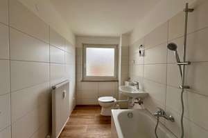 Moderne 3-Zimmer-Wohnung mit Balkon in Nürnberg – Herzogstandstraße 10, 90471 Langwasser Nordwest, Nürnberg – Vorschaubild 5