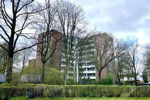 Top Anlageobjekt: Gepflegte 1,5-Zimmer-Wohnung mit Loggia & Fahrstuhl in schöner Lage von Niendorf!