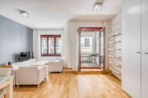 Modernes City-Apartment mit Loggia & Terrasse am Spittelmarkt – Die vollständige Adresse der Immobilie erhältst du vom Anbieter., 10179 Mitte (Ortsteil), Berlin – Vorschaubild 4