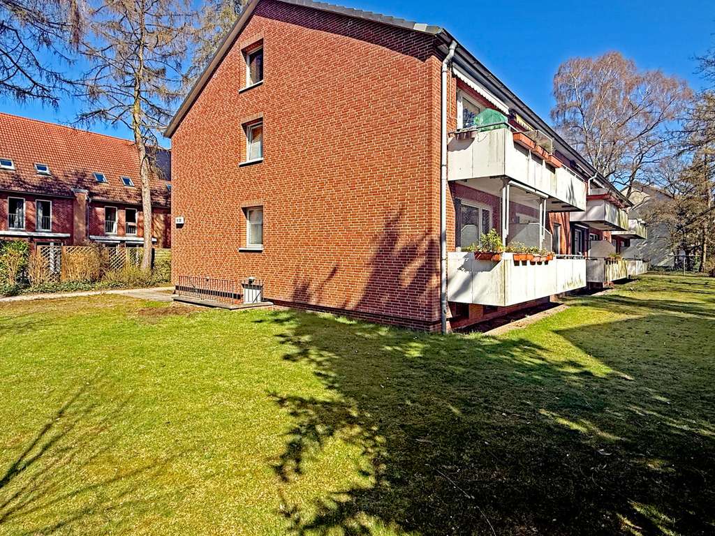 Immobilie in Wedel - Helle 2-Zimmer-Wohnung in ruhiger Lage von Wedel auf Erbbaugrundstück - Bild 2