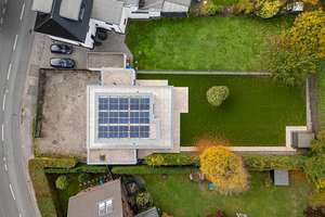 Design trifft Weitblick – Avantgarde-Villa am Feldrand von Krefeld-Verberg! – Die vollständige Adresse der Immobilie erhältst du vom Anbieter., 47802 Traar, Krefeld – Vorschaubild 2