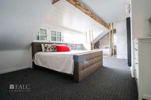 Property thumbnail 9