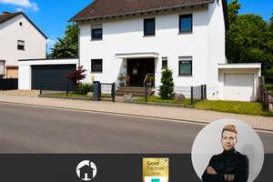 Familientraum mit Sauna, Traumgarten, Doppelgarage & Einzelgarage