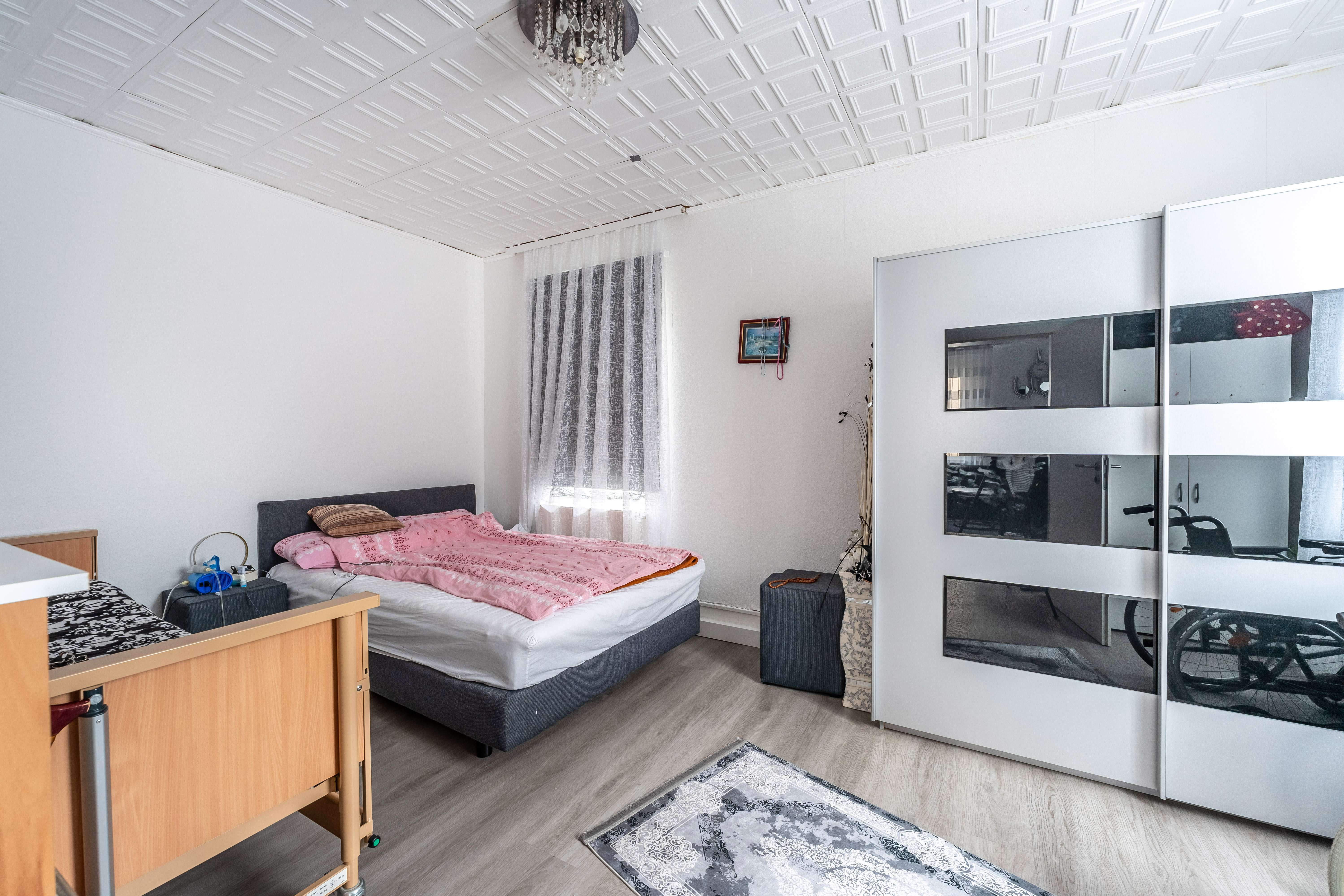 Immobilie in Schramberg - Anlageobjekt mit zwei vermieteten Wohnungen + Ladenlokal und sechs PKW-Stellplätzen - Bild 10