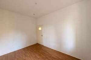 Moderne, lichtdurchflutete 2‑Zimmer‑Wohnung mit Wohnküche und Loggia – Glockenstr. 41, 45359 Frintrop, Essen – Vorschaubild 8