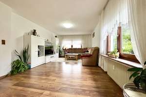 **Solides Dreiparteienhaus als Kapitalanlage in zentraler Lage von Betzdorf Bruche** – Die vollständige Adresse der Immobilie erhältst du vom Anbieter., 57518 Betzdorf – Vorschaubild 11