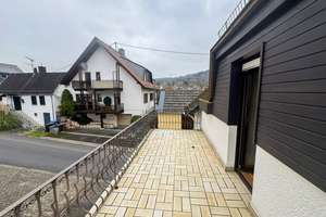 Gepflegtes Einfamilienhaus mit Balkon in guter Lage von Dornburg - ideal für Familien! – Die vollständige Adresse der Immobilie erhältst du vom Anbieter., 65599 Dornburg – Vorschaubild 8