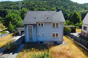 Modernisiertes Einfamilienhaus mit XXL-Grundstück am Ortsrand