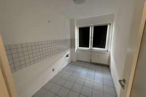 Moderne 3-Zimmer-Wohnung mit Balkon – Kurfürstenstr. 9, 45138 Südostviertel, Essen – Vorschaubild 9