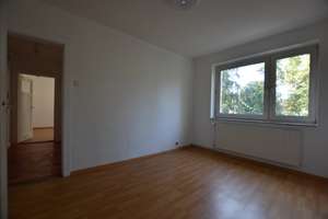 KUNZE: Gut geschnittene Wohnung mit hervorragender Verkehrsanbindung in Ricklingen – Die vollständige Adresse der Immobilie erhältst du vom Anbieter., 30459 Ricklingen (Ortsteil), Hannover – Vorschaubild 2