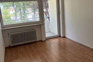 sonnige, gut geschnittene 3-Zimmer-Wohnung mit 2 Balkonen in Hadern – haderunstr 28, 81375 Neuhadern, München – Vorschaubild 2