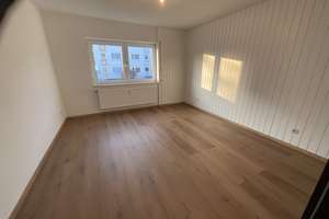 ***Renovierte 3 Zi. Gartenwohnung mit EBK in Lev.-Bürrig*** – Heinrich-Brünning-Straße 132, 51371 Bürrig, Leverkusen – Vorschaubild 7