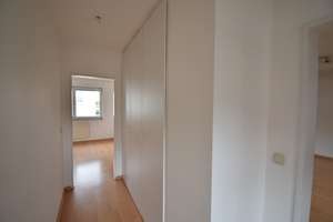 Kostenlose EBK! Großzügige 2-Zimmer-Whg mit Balkon in MG  – Kranzstraße 103, 41065 Lürrip, Mönchengladbach – Vorschaubild 3