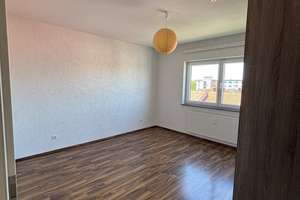 Modernisierte 2-Zimmer-Wohnung mit Loggia, Stellplatz & Einbauküche in Oggersheim – 67071 Oggersheim, Ludwigshafen am Rhein – Vorschaubild 8